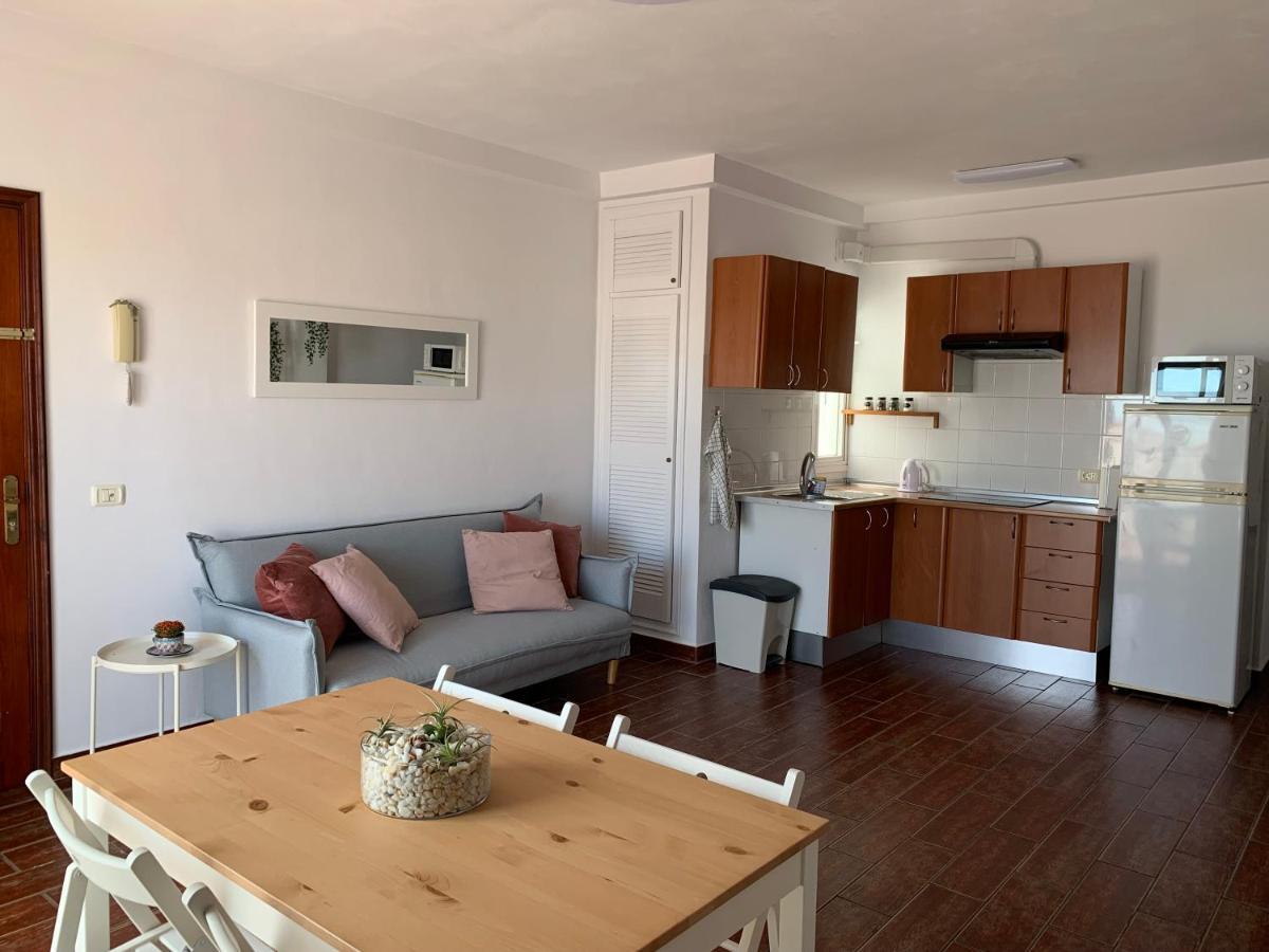 Vivienda Vacacional La Plaza Santa Ursula  Exterior photo